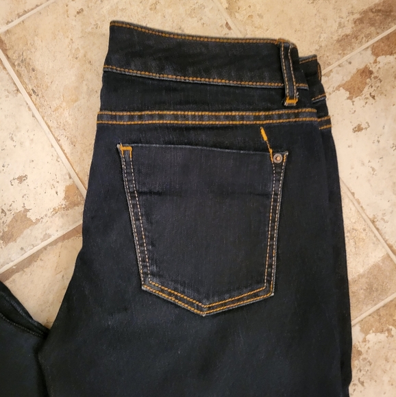 Capris - Picture 2 of 5